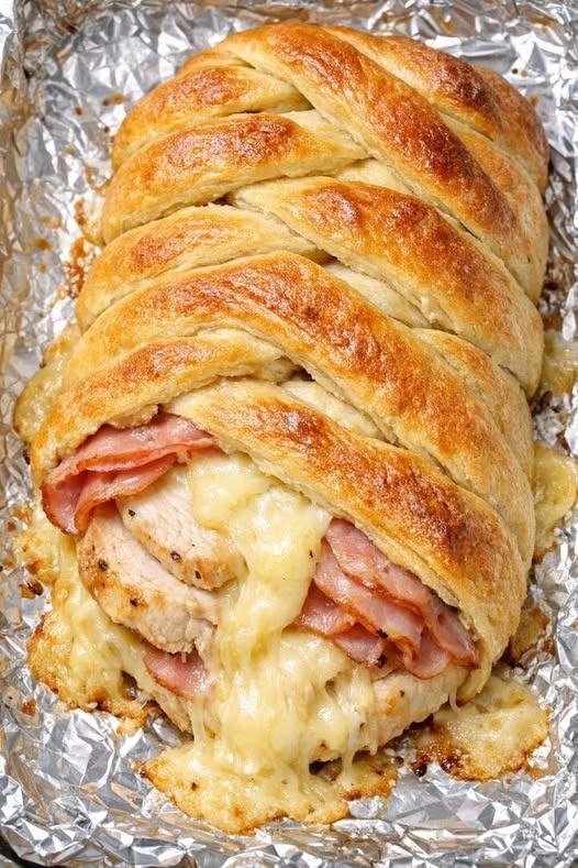 4-Ingredient Chicken Cordon Bleu Crescent Braid