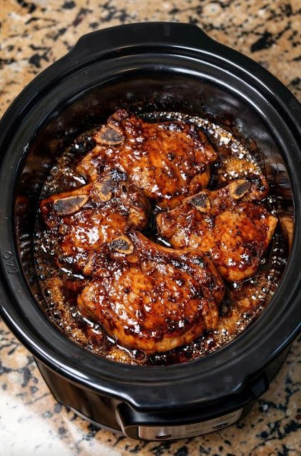 Slow Cooker Honey Garlic Pork Chops