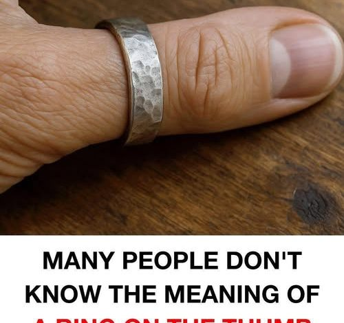 Thumb Rings: What They Symbolize for Women and Men – A Hidden Meaning Few People Know